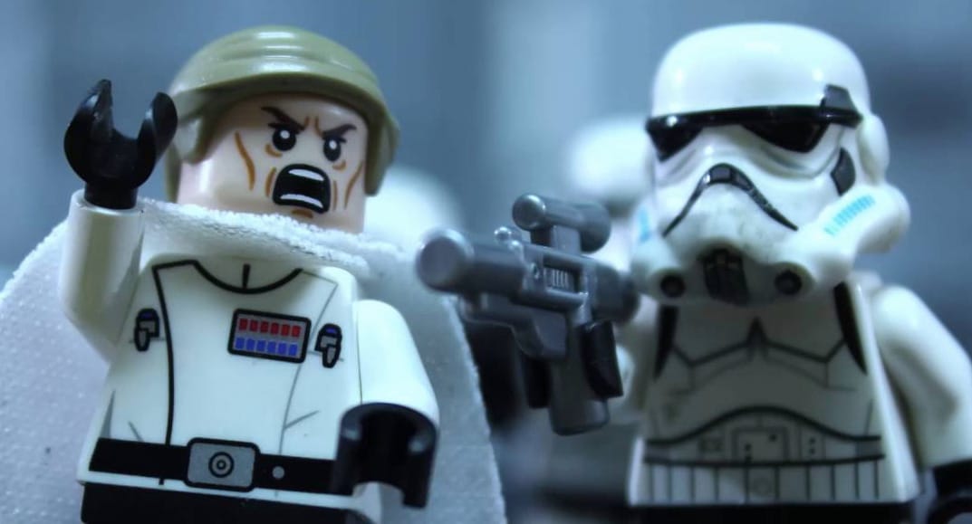 Mi lenne, ha a Star Wars valóra válna és fegyvert sütnénk el az űrben?