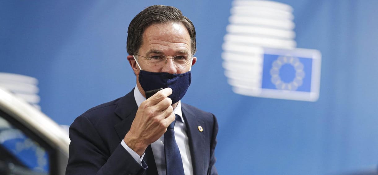 Hollandia háromhetes részleges korlátozásokat vezet be a járvány miatt