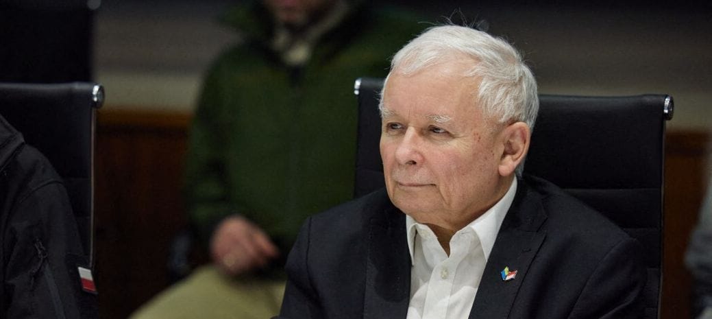 Kaczynski „nem boldog” Orbán óvatoskodó háborús állásfoglalásától