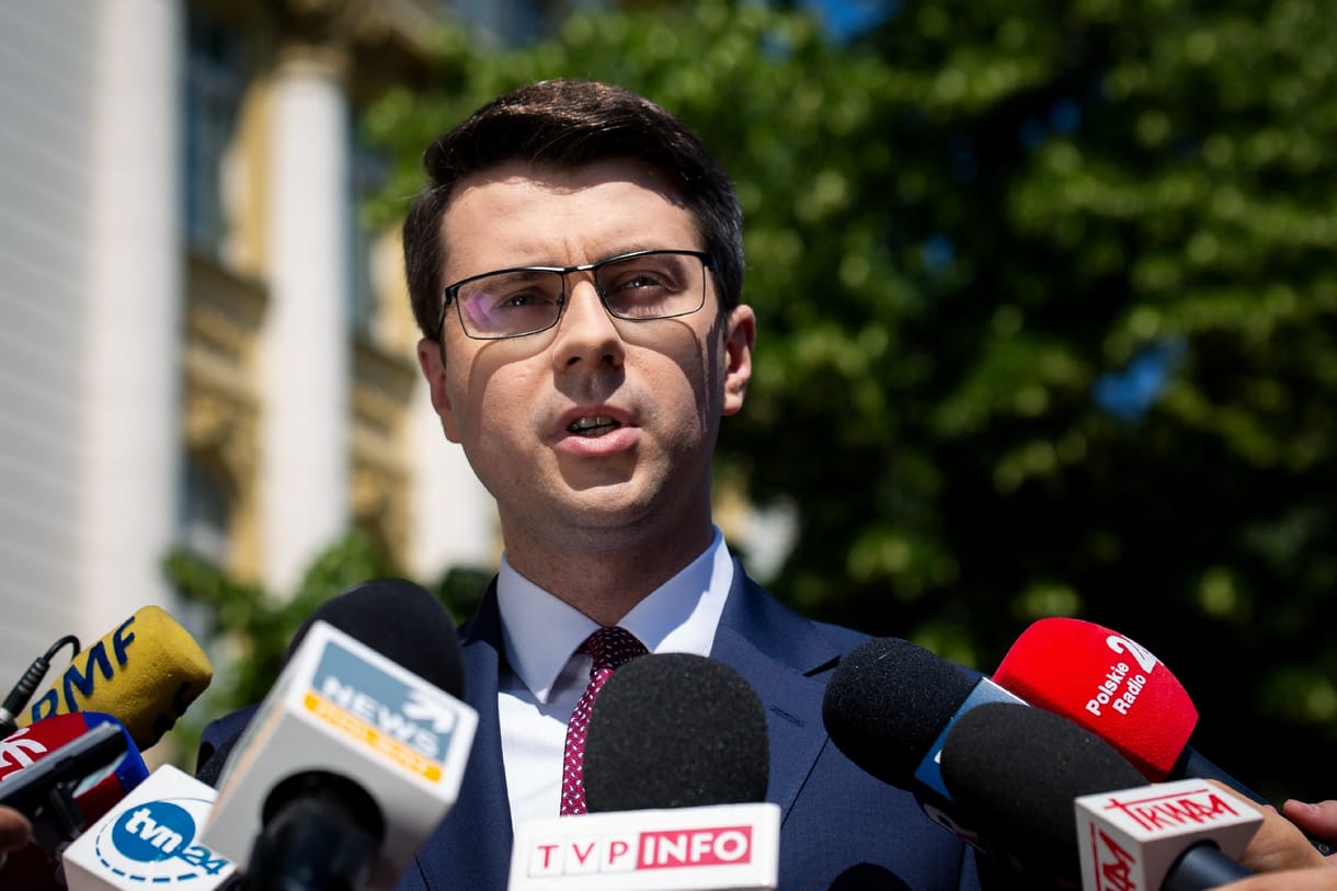 Lengyelország megemeli a katonai készültségét