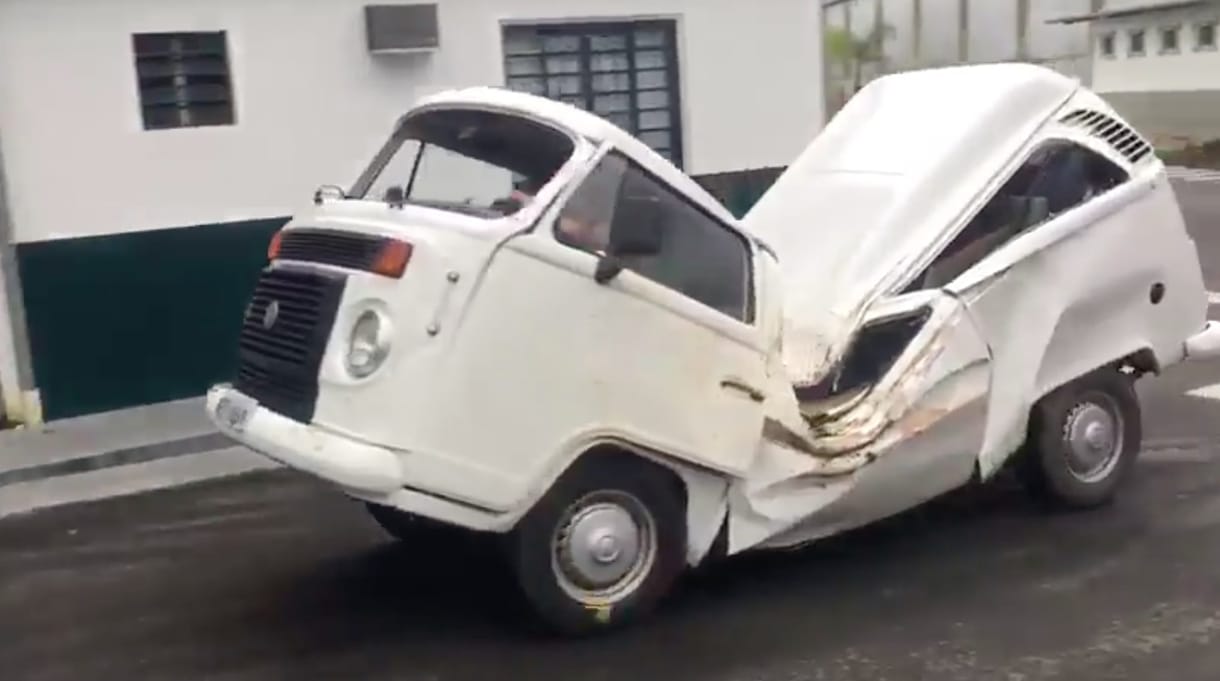 Látott már autós csodát? Akkor jól figyeljen, mutatunk egyet – videó