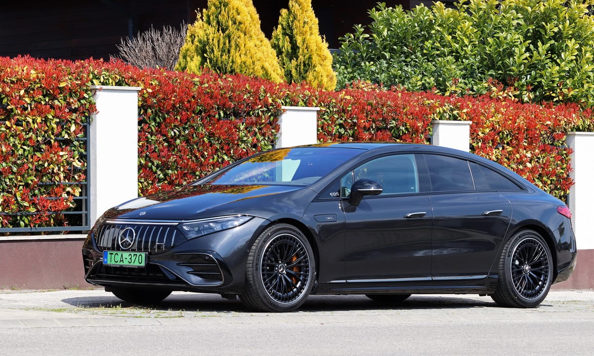 Mercedes-AMG EQS 53 4Matic+ galéria