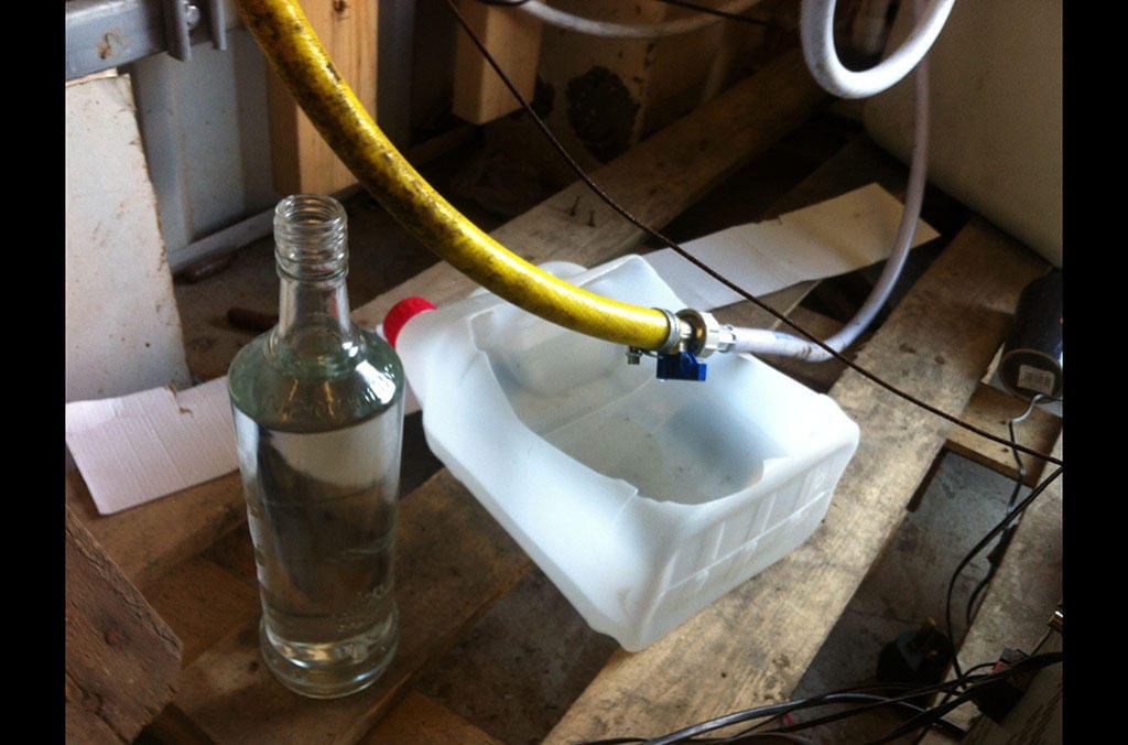 A gyógyszertári alkoholtól rúgnak be az oroszok