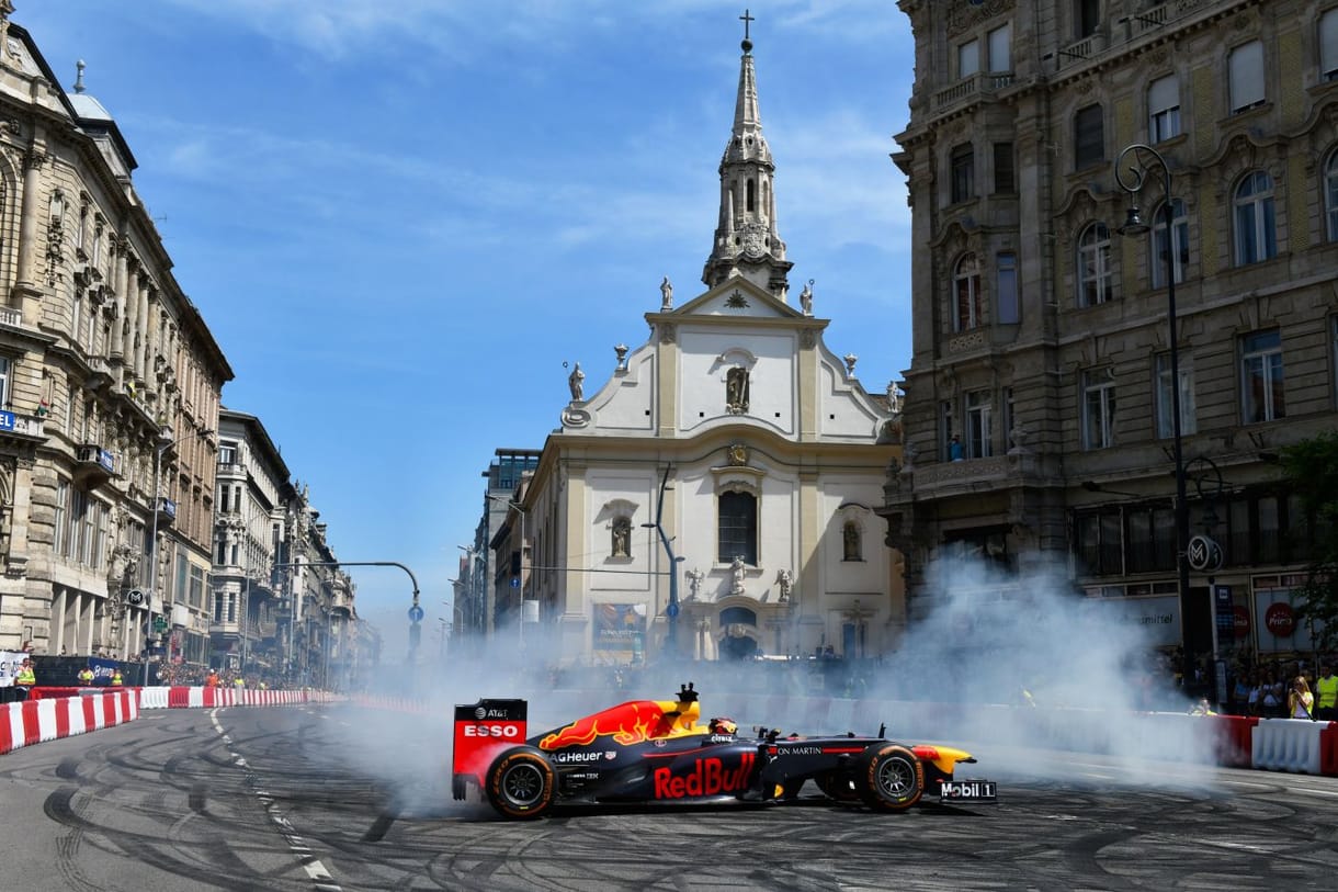 Max Verstappen fogja felforgatni idén Budapest belvárosát