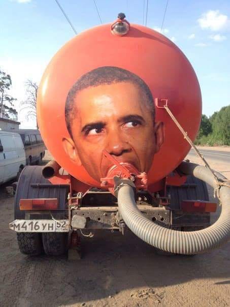 Ön szerint ez még belefér? Obama portréja szippantós kocsin