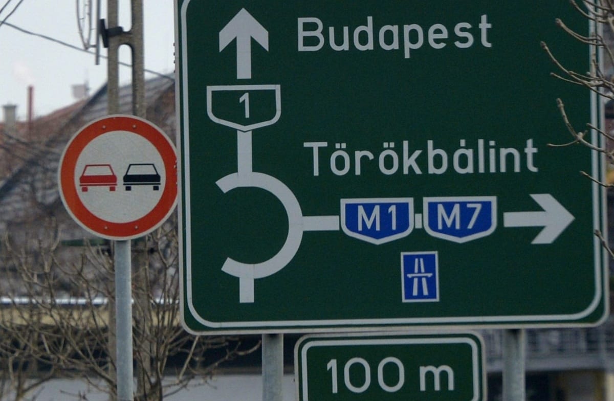 Baleset történt az M5-ösön Budapest felé