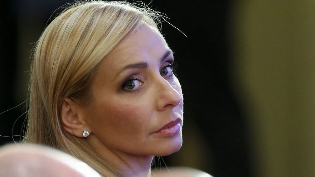 Putyin szóvivőjének a felesége hatalmasat bulizott Görögországban a szankciók ellenére