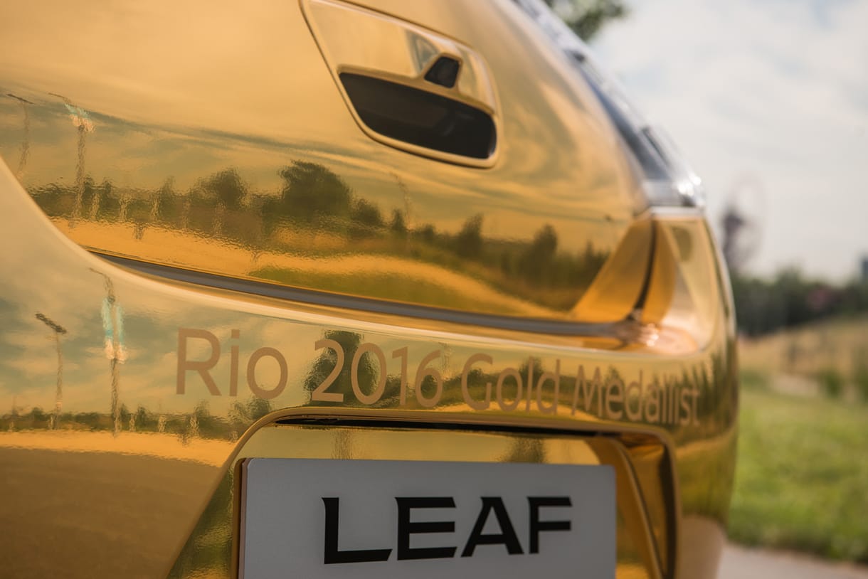 Arany autót ad a Nissan az aranyérmes brit sportolóknak