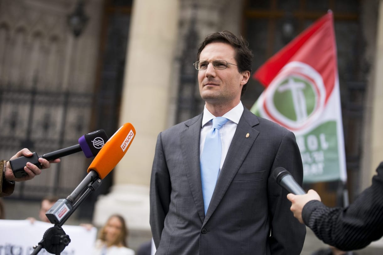 A Jobbik önálló EP-listát állít, részletfizetést kér, és nem esik depresszióba
