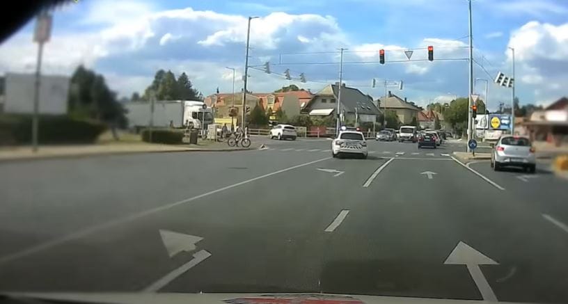Autós üldözés után kaptak el Balatonszéplakon egy férfit, akit több államban köröztek