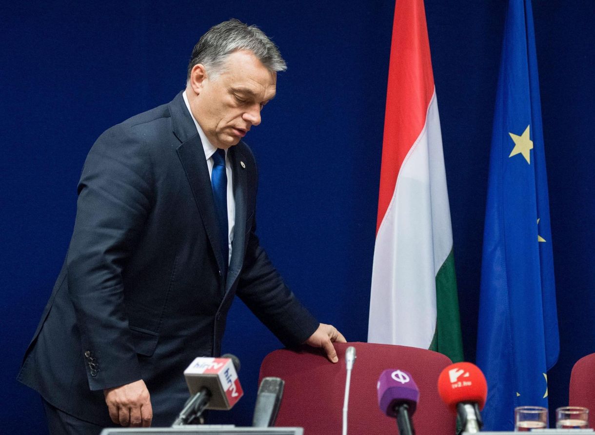 Orbán kifizetési stopot rendelt el a kormány alá tartozó szerveknél