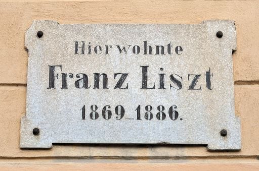 Itt lakott Liszt Ferenc, magyar zeneszerző