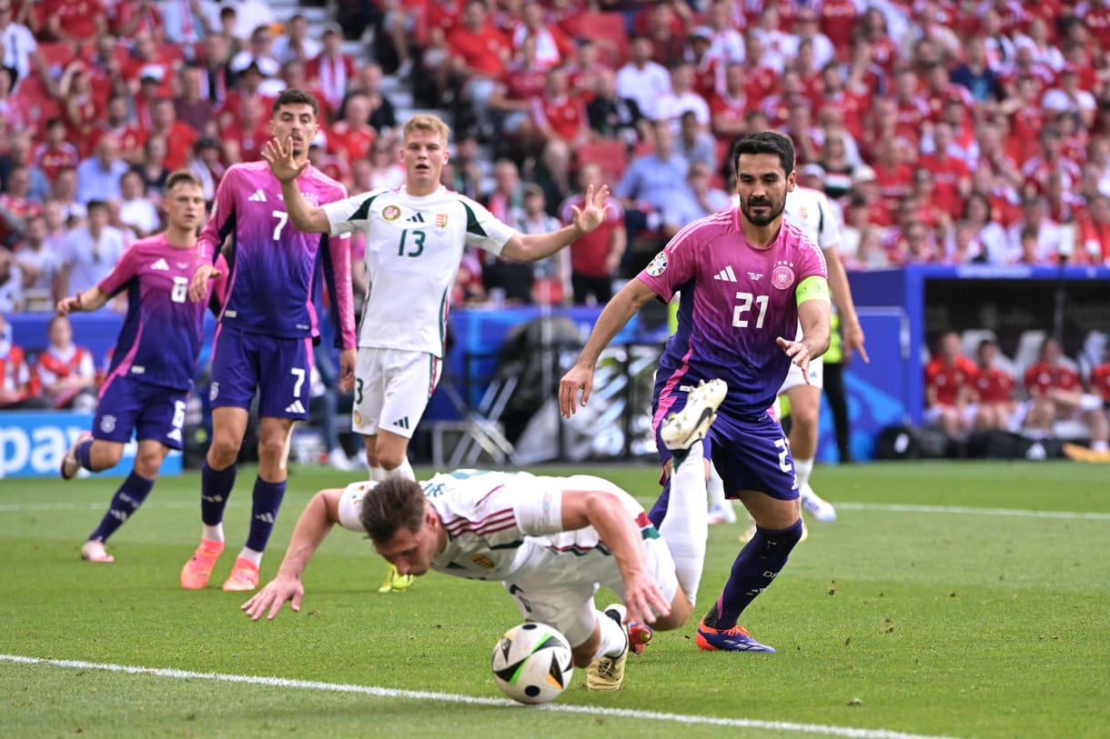 Gündogan a németek első góljáról: A Premier League-ben röhögtek volna, ha ezt lefújja a bíró