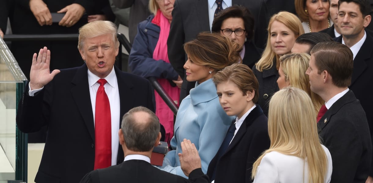 Trump bekeményíthet: nehezebb lesz amerikai vízumot szerezni?