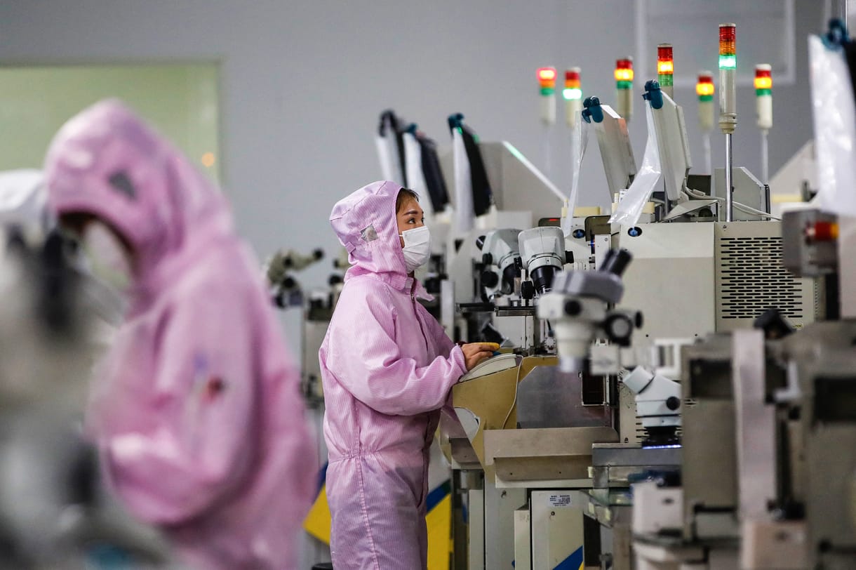 A Kínából érkezők tesztelését javasolja az EU a Covid terjedése miatt