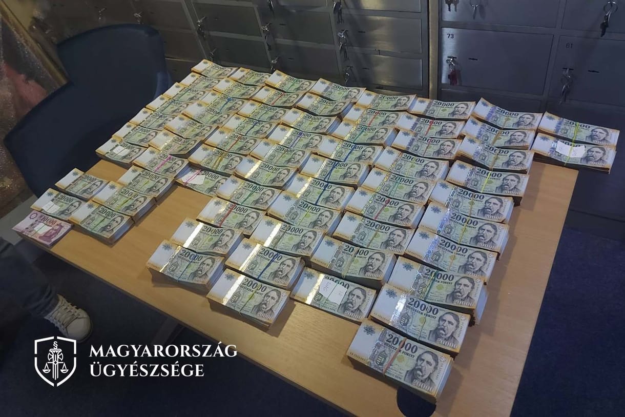 EY: egyszerűbb és biztonságosabb lesz jelenteni a cégeknél a korrupciót