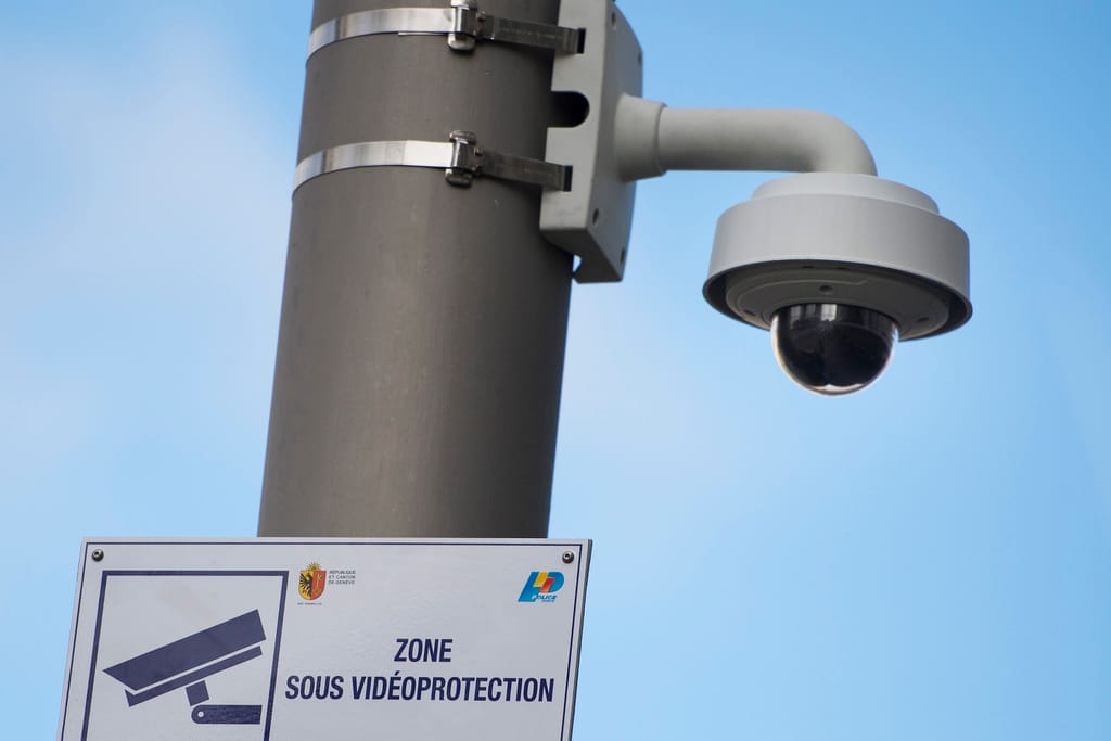 Telepakolták kamerákkal a Kossuth teret és környékét