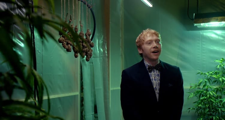 A Harry Potter sztárjával csinálták meg a Blöfföt sorozatként – előzetes