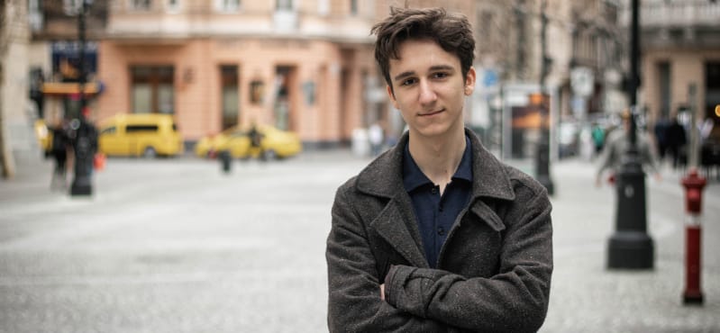 Színültig romantika, színültig tavasz