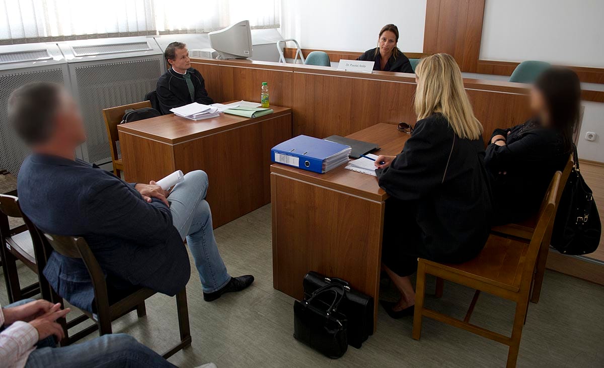 Színlelt szerződés? A milliárdos Nobilist is meghallgatják a bíróságon