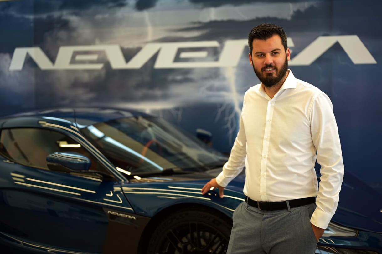 A több ezer lóerős e-autókat építő „horvát Elon Musk”, aki megmentené a Bugattit