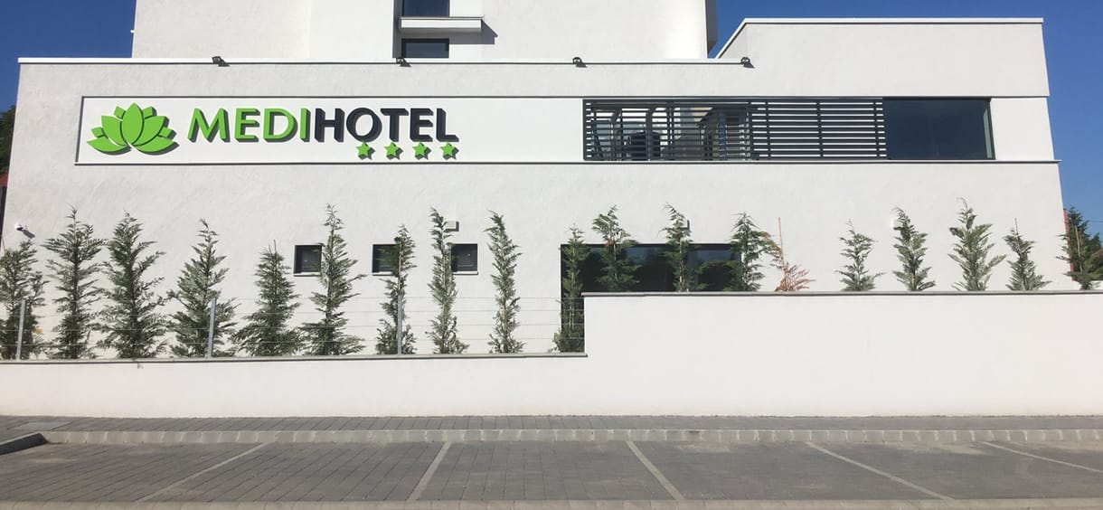 Az ellopott hotel – családok mennek tönkre az uniós pénzből épült, de soha ki nem nyitott gyógyszálló miatt