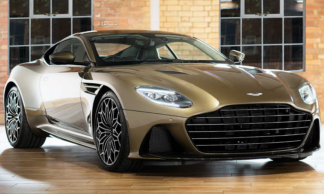 Konkurenciát kap a Ferrari, újabb luxusmárka nyit szalont Budapesten