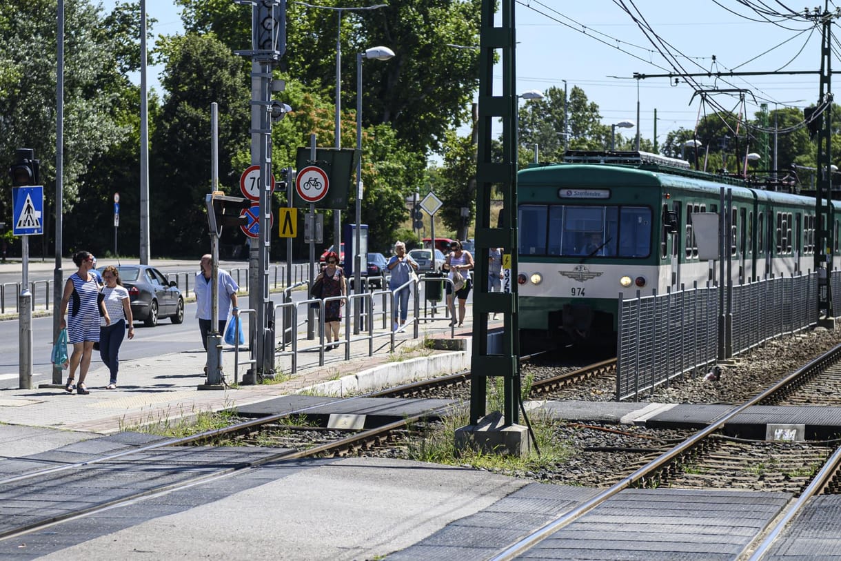 Elgázolt egy embert a HÉV Kistarcsán