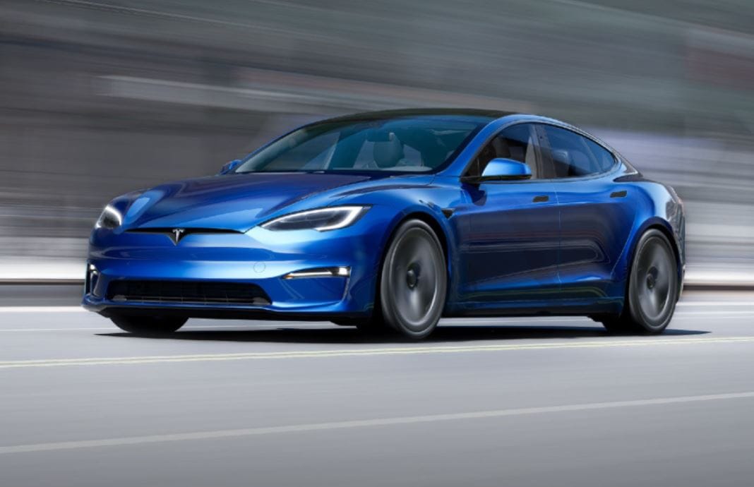 Árzuhanás: 9-13 millió forinttal csökkent két Tesla magyar ára