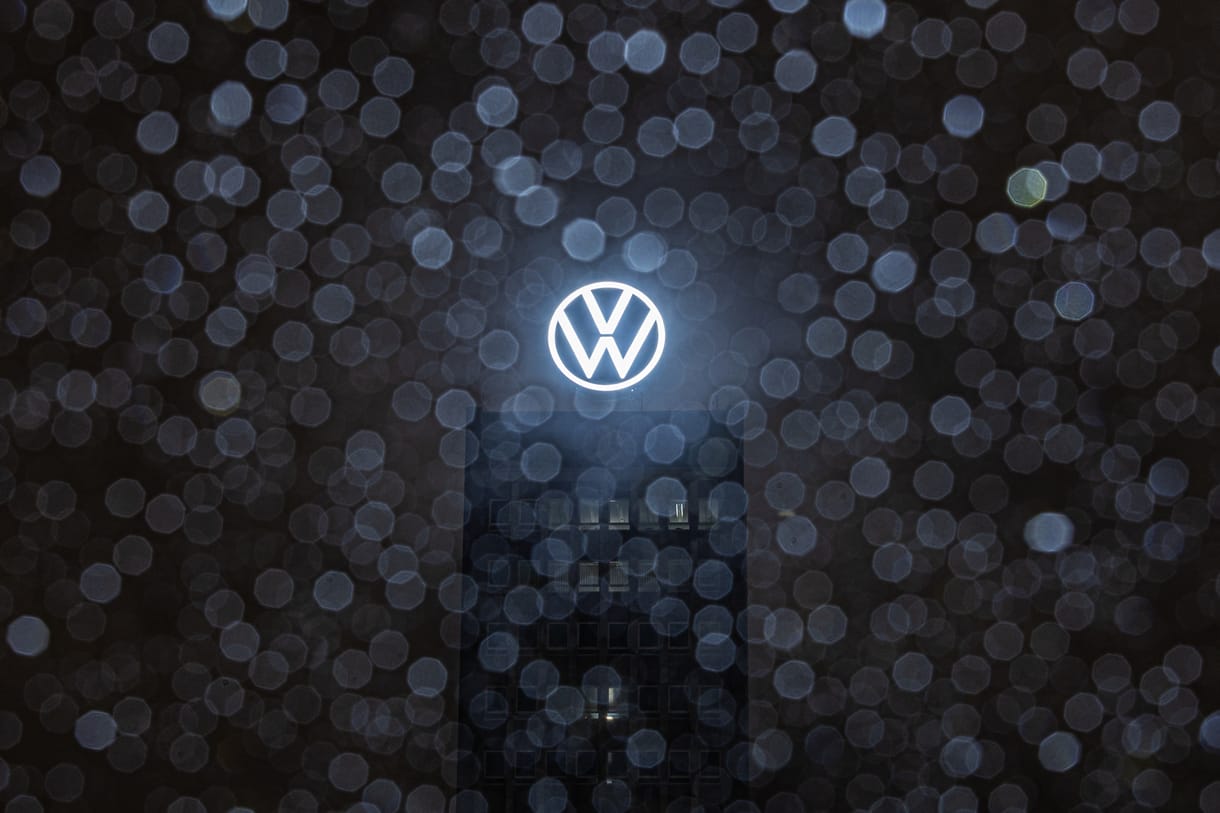 Tovább tart a VW kínai mélyrepülése, van olyan modelljük, amelyből 9 darabot adtak el összesen
