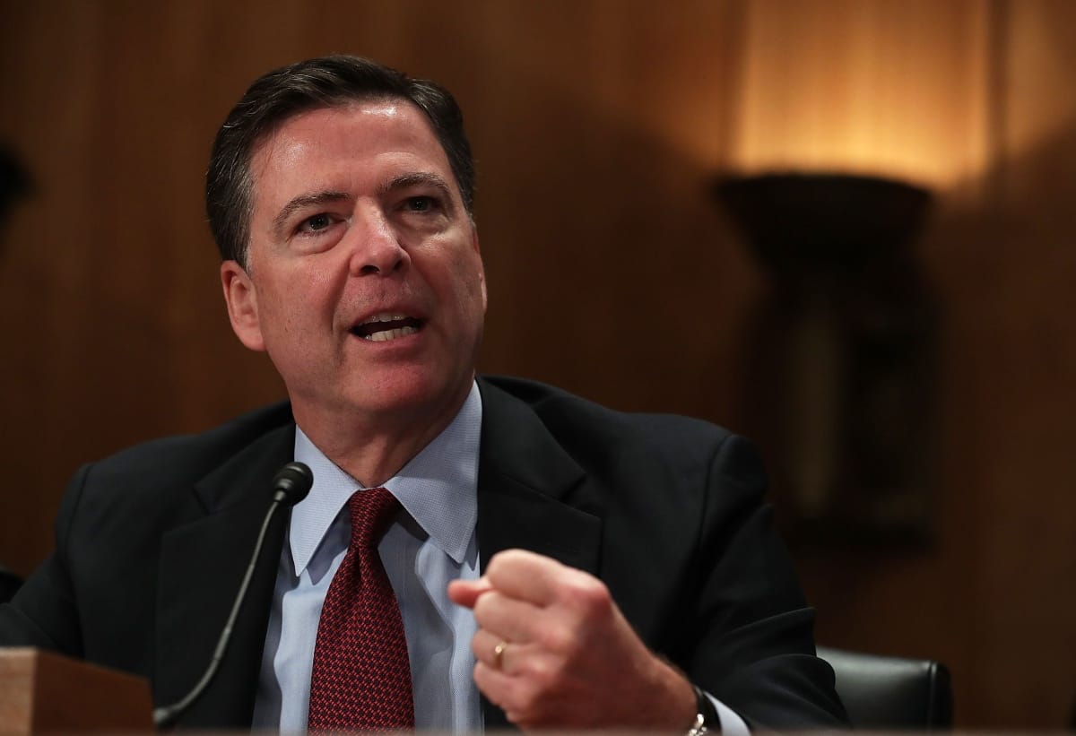 A kirúgott FBI-igazgató üzenete mindenkinek, akinek laptopja van