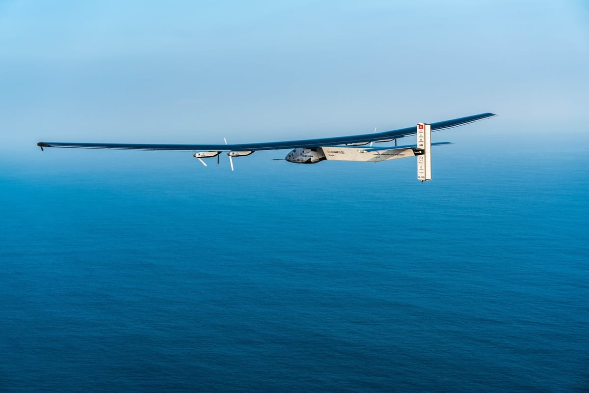 Történelmi repülést hajtott végre a Solar Impulse 2