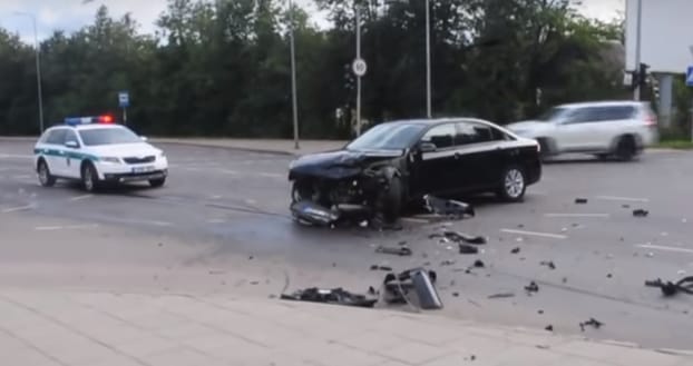 Magyar NATO-katonák okoztak balesetet Vilniusban