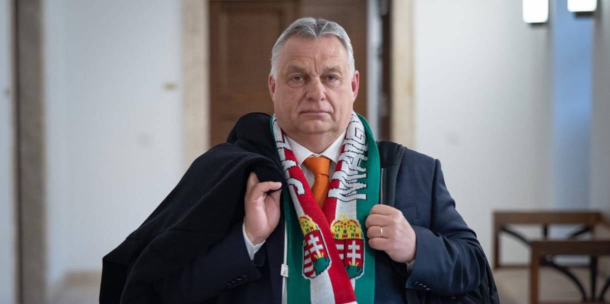 Perben, haragban: Orbán lett a vörös vonal az EP számára, bár a Bizottságot viszi bíróság elé