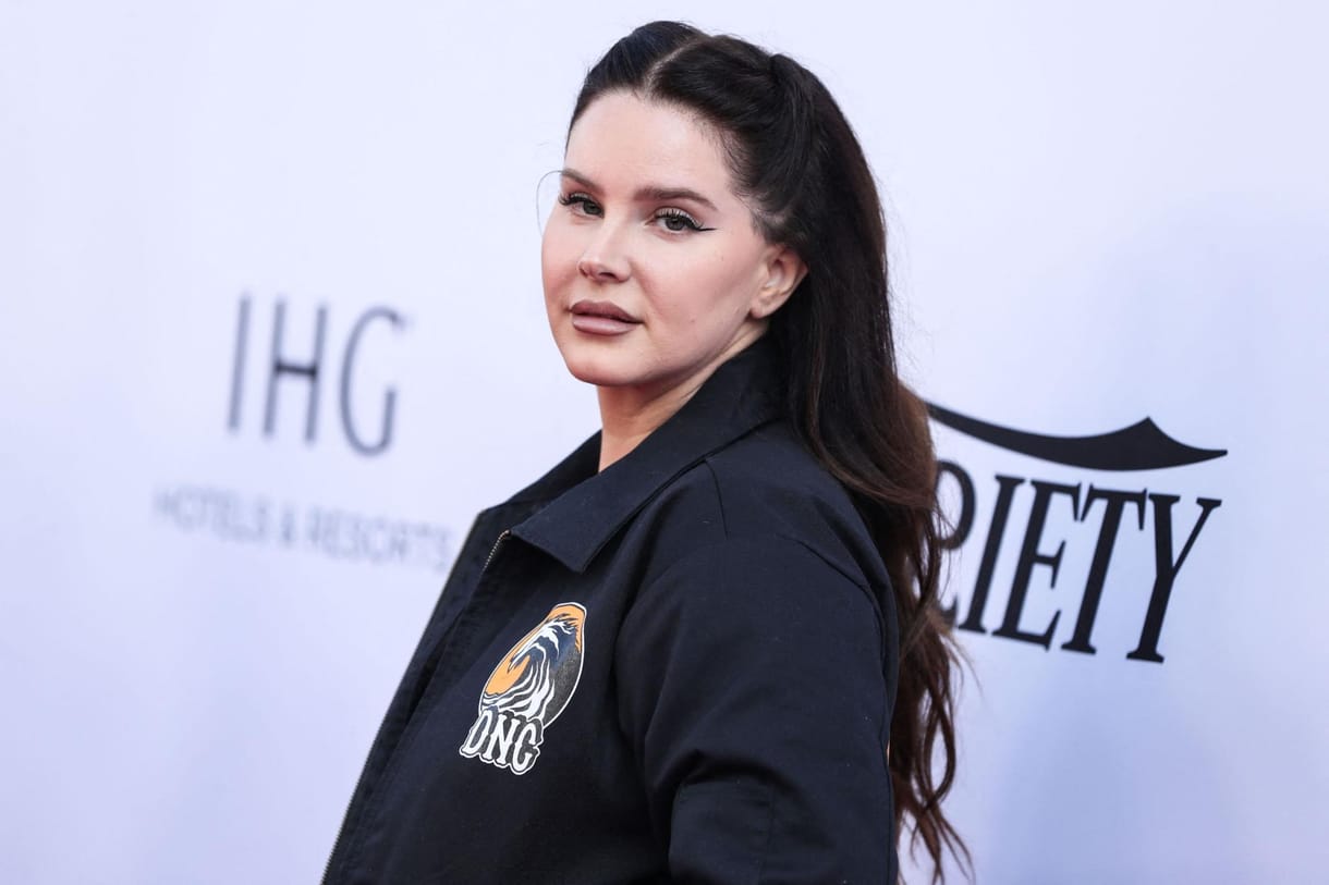 Lana Del Rey verseskötete kívülről és belülről sem átlagos 