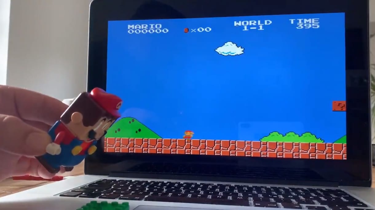 Talán ez a legjobb, ami egy Super Mario-legófigurával történhet – videó