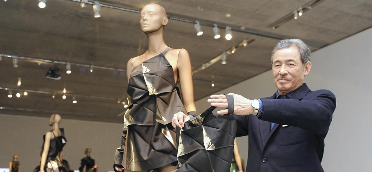 Meghalt Issey Miyake világhírű japán divattervező