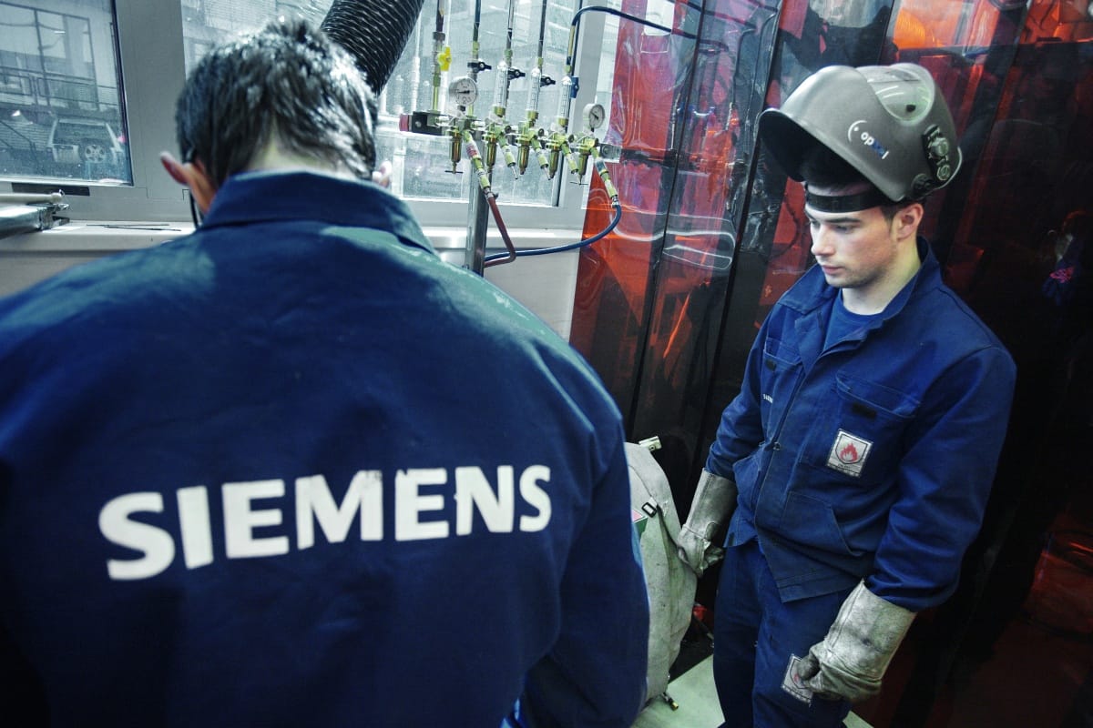 Siemens-vezér: A párizsi terror elveszi a befektetési kedvet
