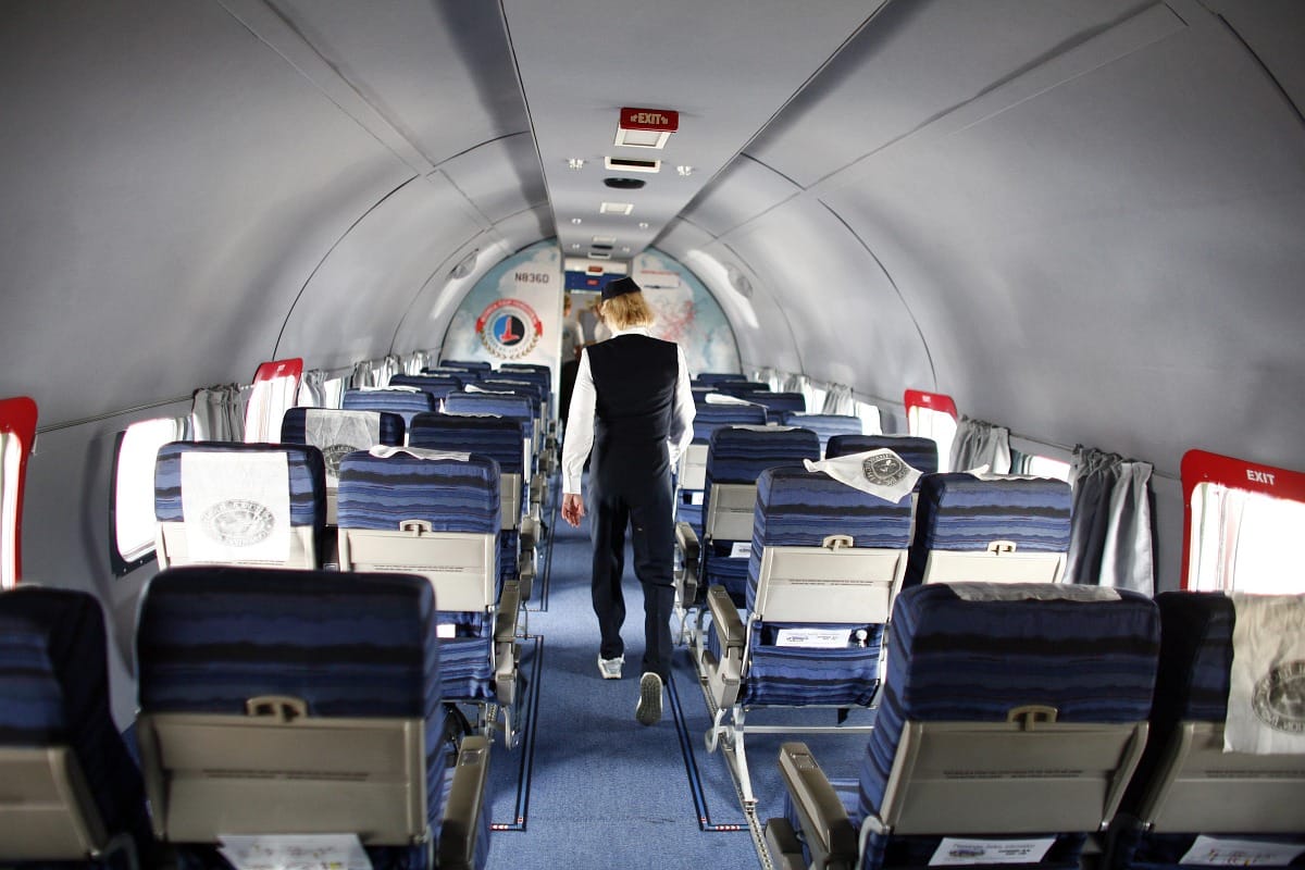 Kilenc órára zártak a fedélzetre 200 utast a Gatwicken