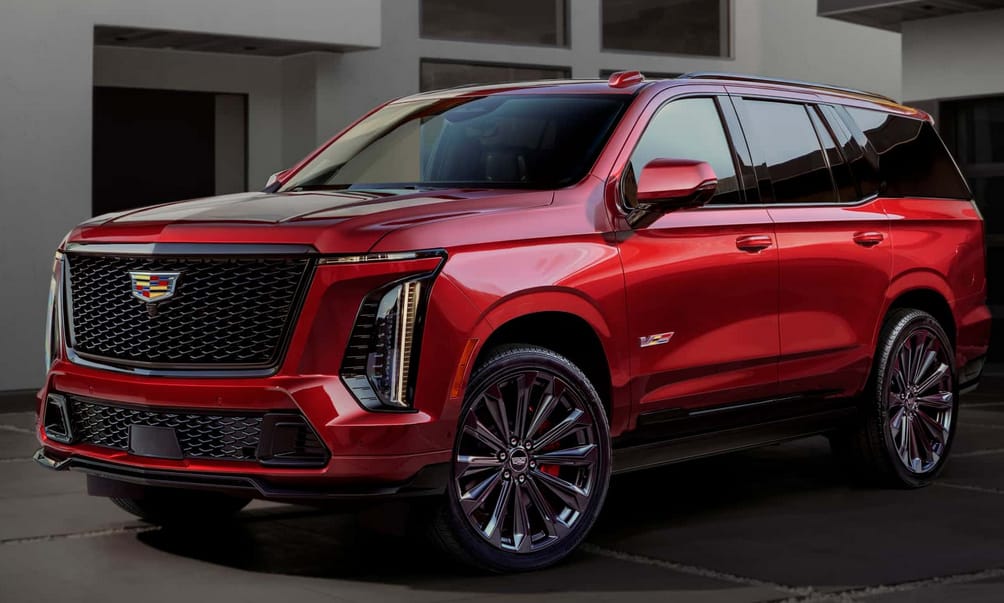 24 colos kerekek és 55 colos kijelző a magától ajtót nyitó új Cadillac Escalade-ben