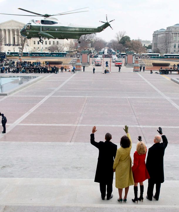 Kétszer esküszik és bölényhússal ünnepel Obama