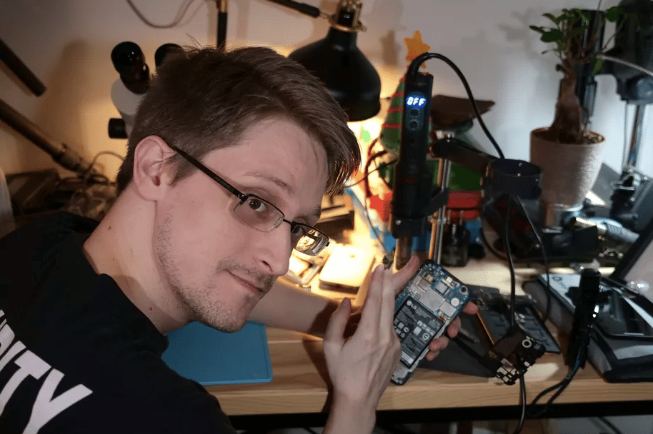 Itt van Snowden alkalmazása, amely profi kis riasztót csinál bármelyik olcsó/régi androidos telefonból