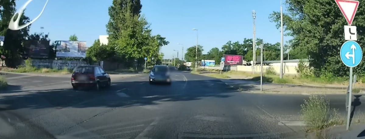 Néhány perc alatt háromszor szabálytalankodott egy kőbányai Skoda