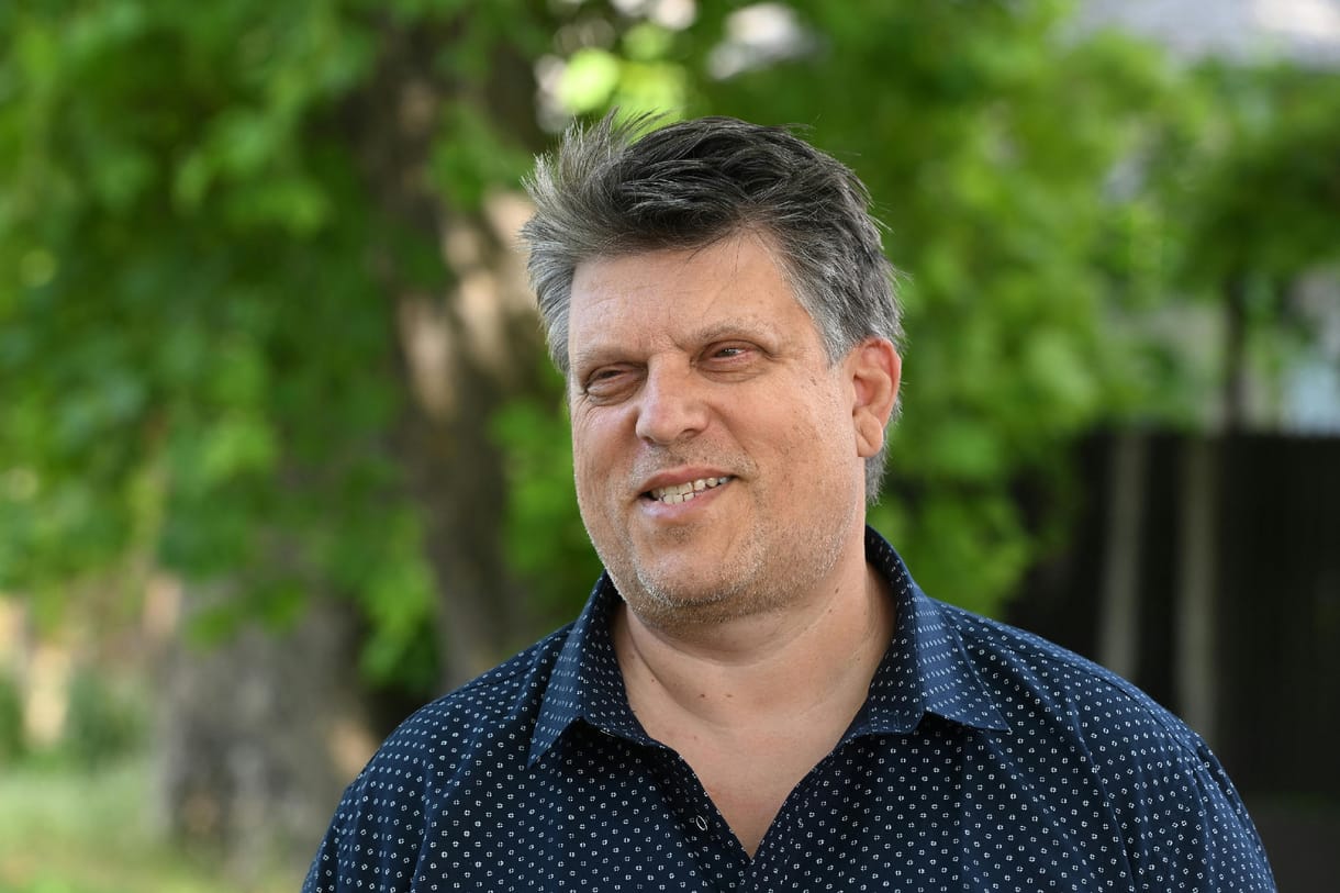 A debreceni VOKE Egyetértés Művelődési Központ cáfolja, hogy politikai okok miatt nem léphetett fel náluk Bruti