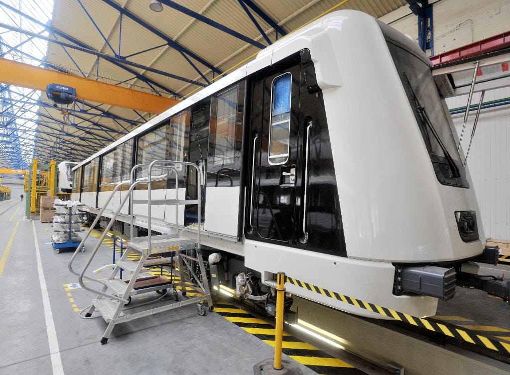 Lassít az Alstom