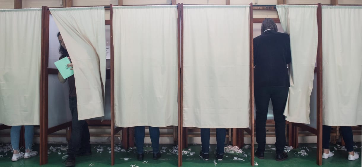 Az ellenzék egyéni jelöltjei jóval fiatalabbak a fideszeseknél, és háromszor több köztük a nő