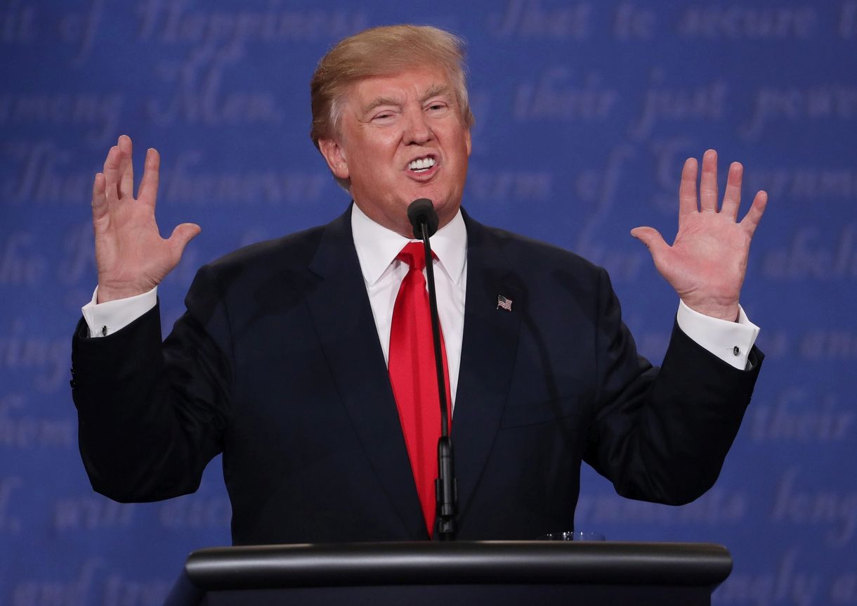 Szexuális zaklatás: Trump pert akaszt az őt vádoló nők nyakába