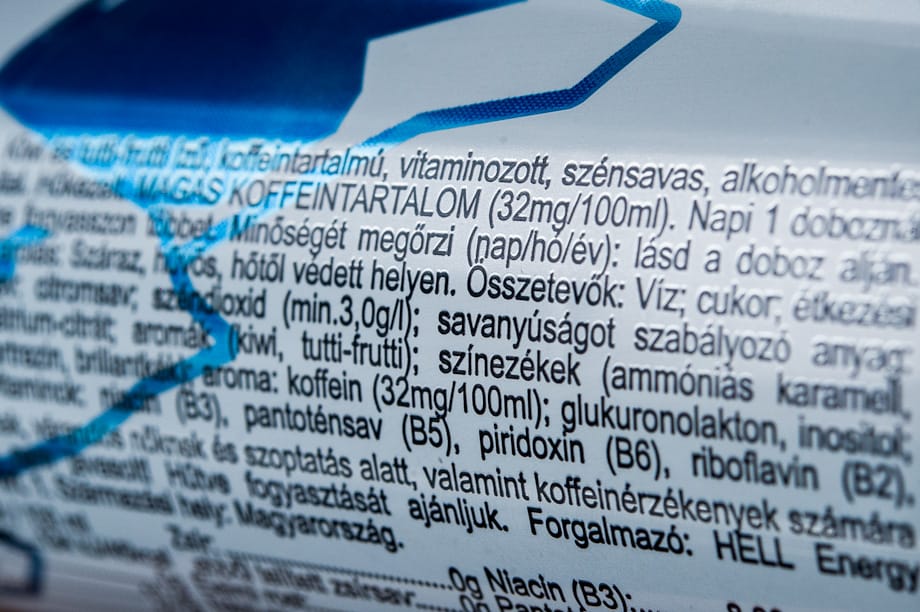 Betiltaná a kormány az energiaitalt a gyerekeknek