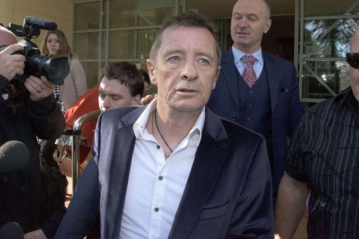 Elítélték az AC/DC gyilkossággal fenyegető tagját