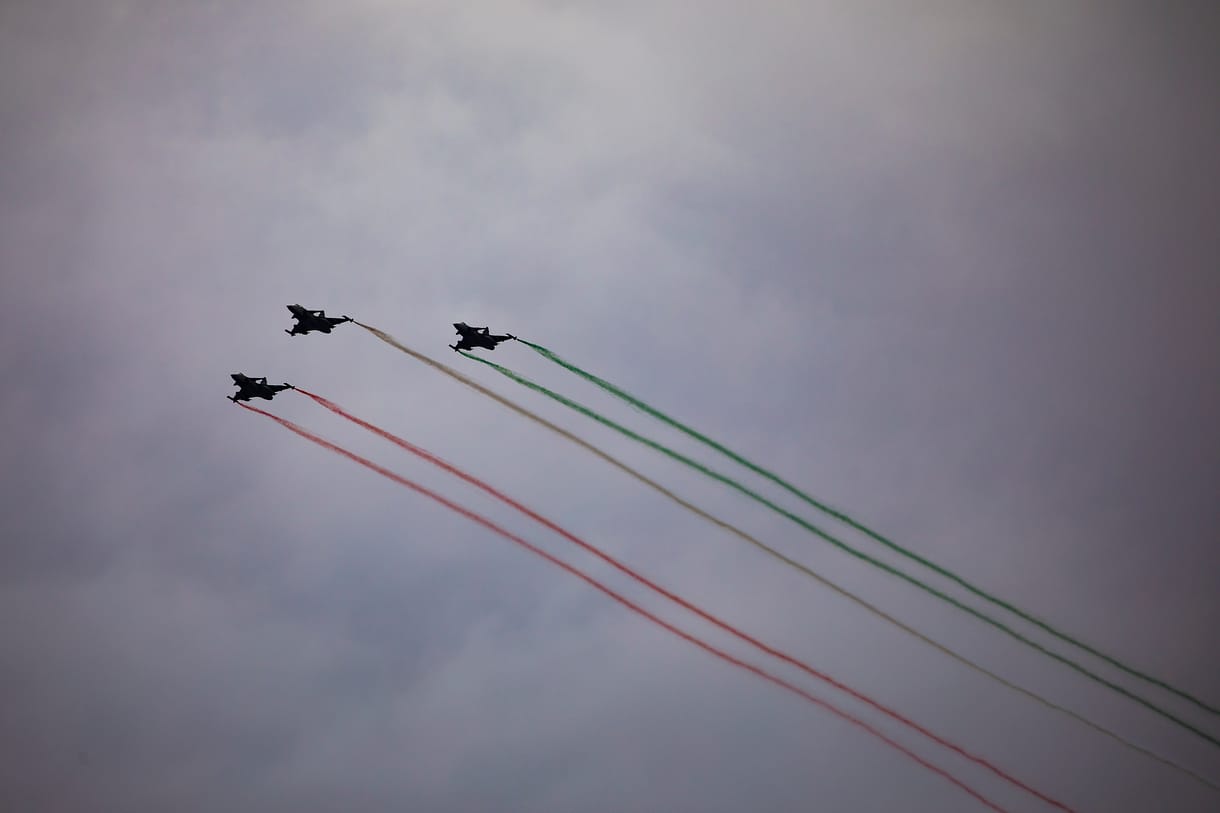 A légi parádé elmaradt, de három Gripen áthúzott Budapest fölött – fotók, videó